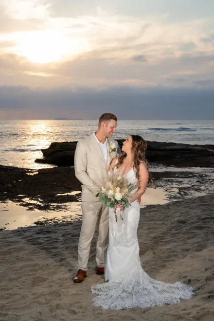A breathtaking kiss at the edge of the world, where the warm Pacific sunset meets their eternal love. Capture the quiet, magical essence of your romantic destiny, preserved forever in the golden light of Puerto Vallarta